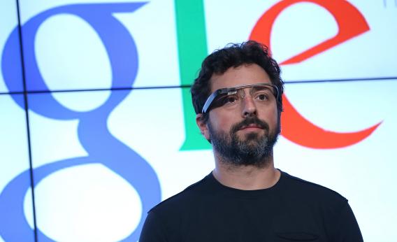 “Gli Smartphone ci stanno castrando, meglio i Google Glass”