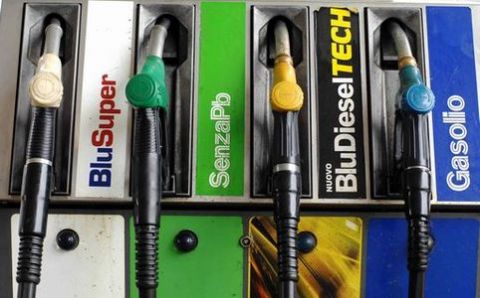 L’era del mobile: fai il pieno di benzina con il tuo smartphone